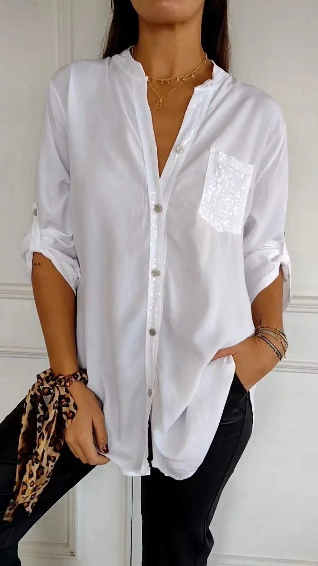 Ruth – Freizeit Bluse mit Pailletten Tasche Design