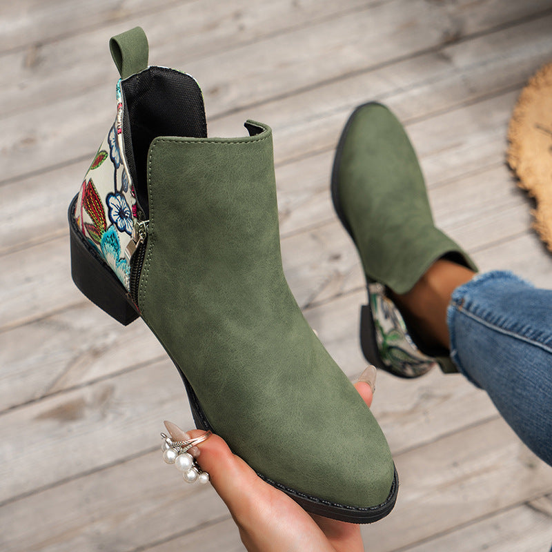 Clara – Geblümte Damenstiefeletten mit seitlichem Reißverschluss und quadratischem Absatz