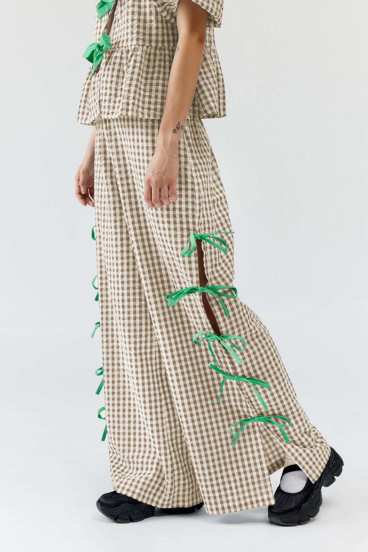 Gillian – Modische Damenhose mit Seitenschlitz