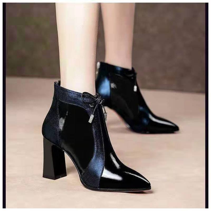 Caroline – Damen Stiefeletten mit Reißverschluss