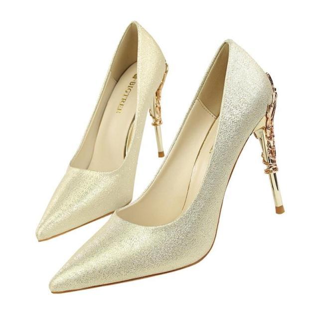 Sue – Modische Damenschuhe mit eleganten Details