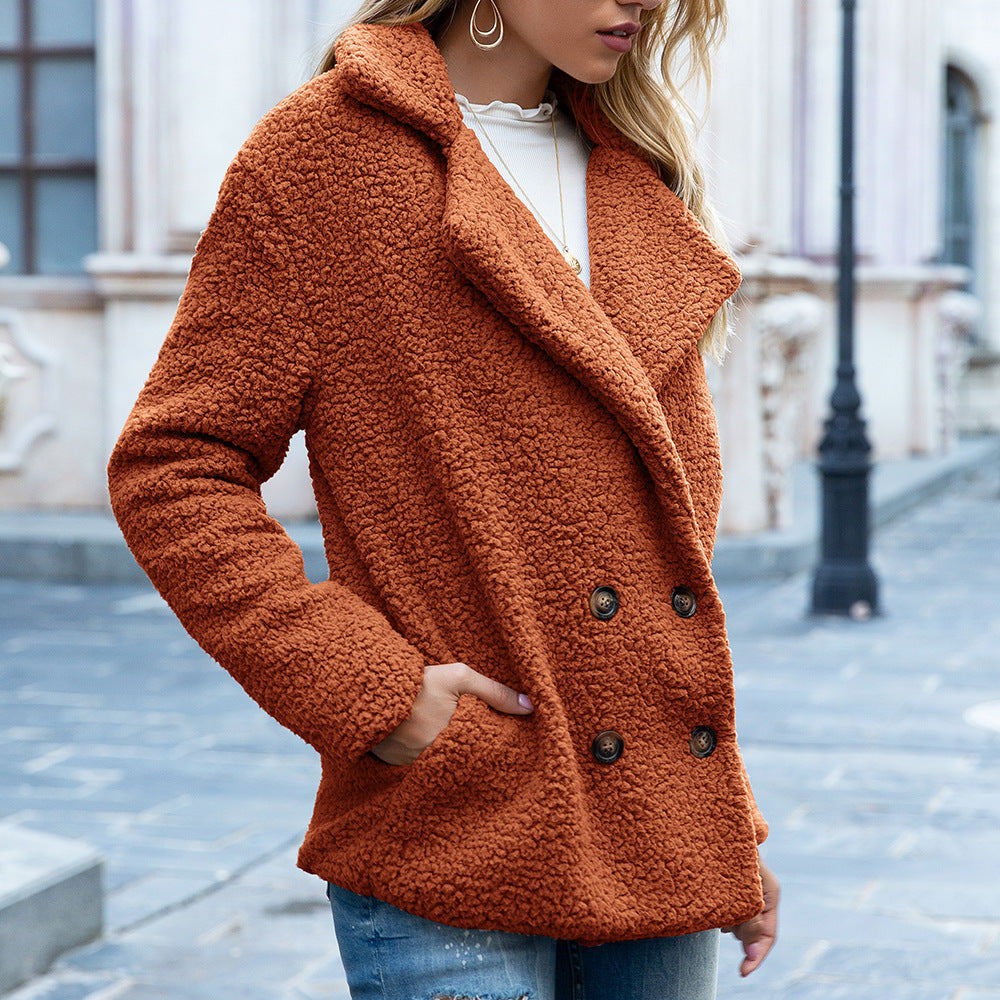 Hannah – Flauschiger Damenmantel mit Knöpfen