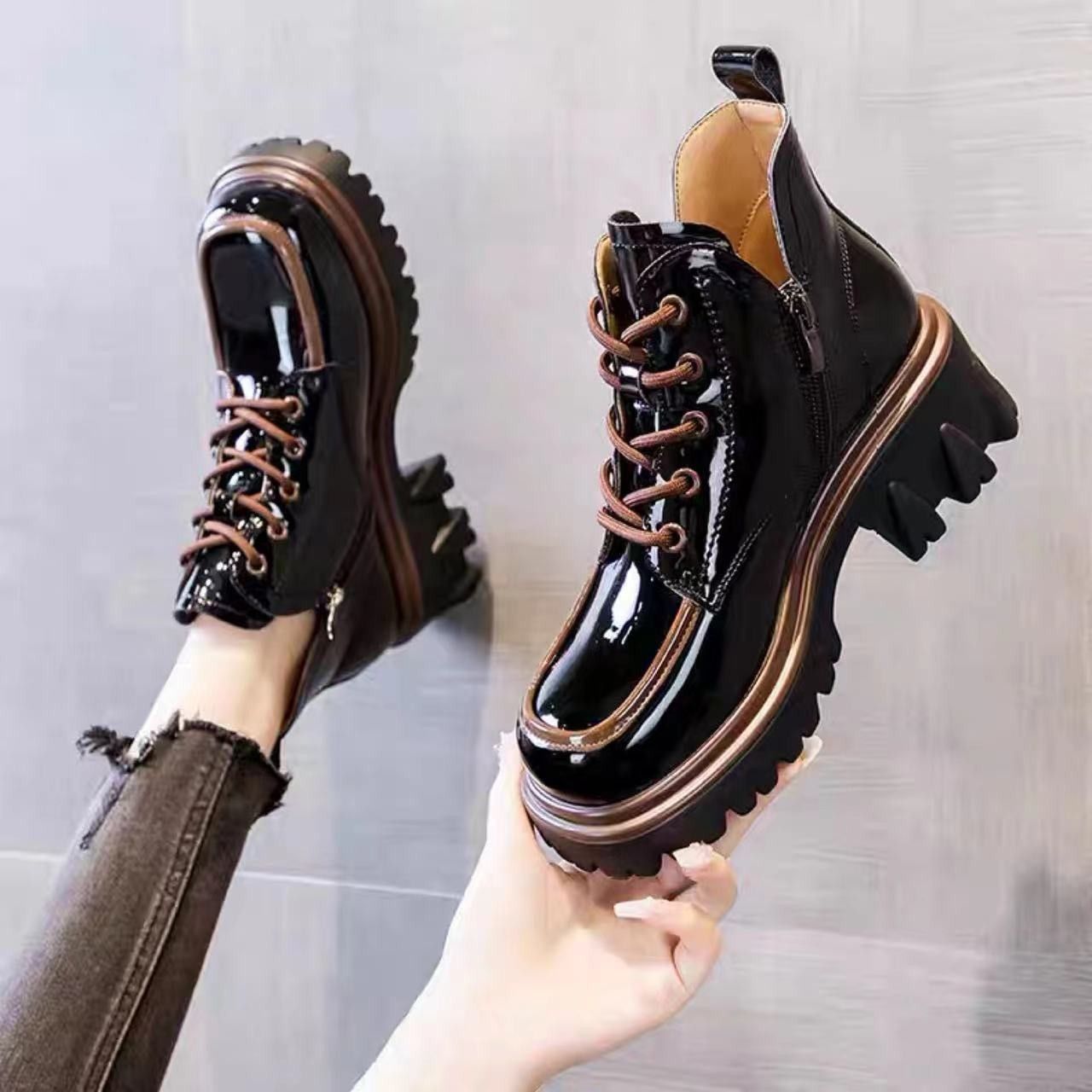 Francesca – Retro Damenstiefeletten im Punk-Stil