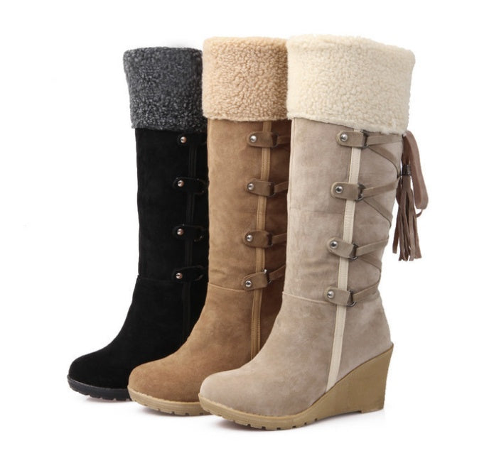 Tara – Damen Stiefel mit Keilabsatz und Warmfutter