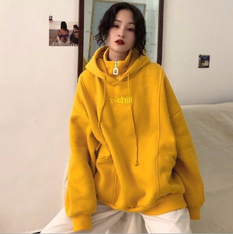Barbara – Damen Kapuzenpullover mit Stickerei und Samtfutter