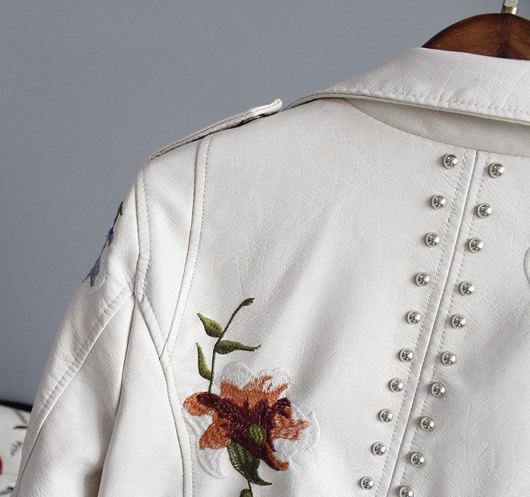 Melanie – Punk Kunstlederjacke in Weiß für Damen