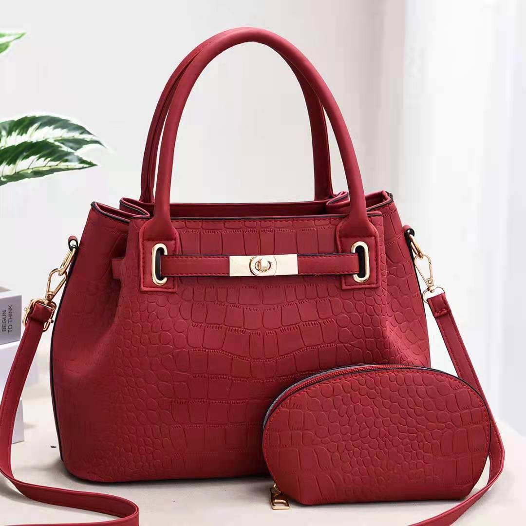 Abigail – Große Kapazität Damen Schultertasche aus Veganem Leder
