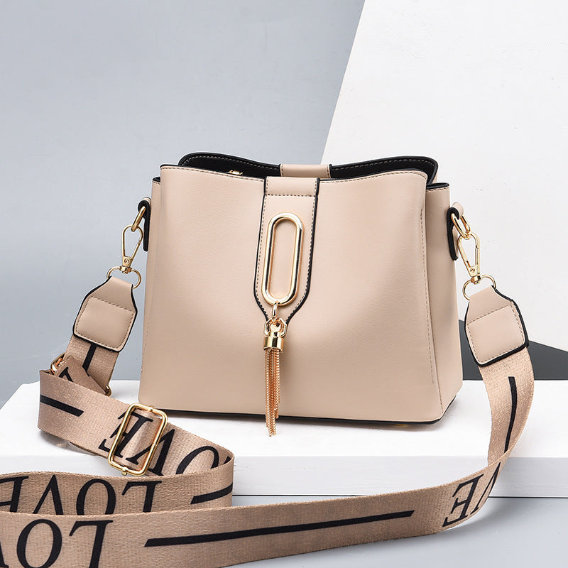 Marion – Schultertasche für Damen mit trendigem Design