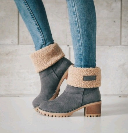 Amy – Damen Mittelhohe Stiefel aus Wildleder mit Dickem Absatz