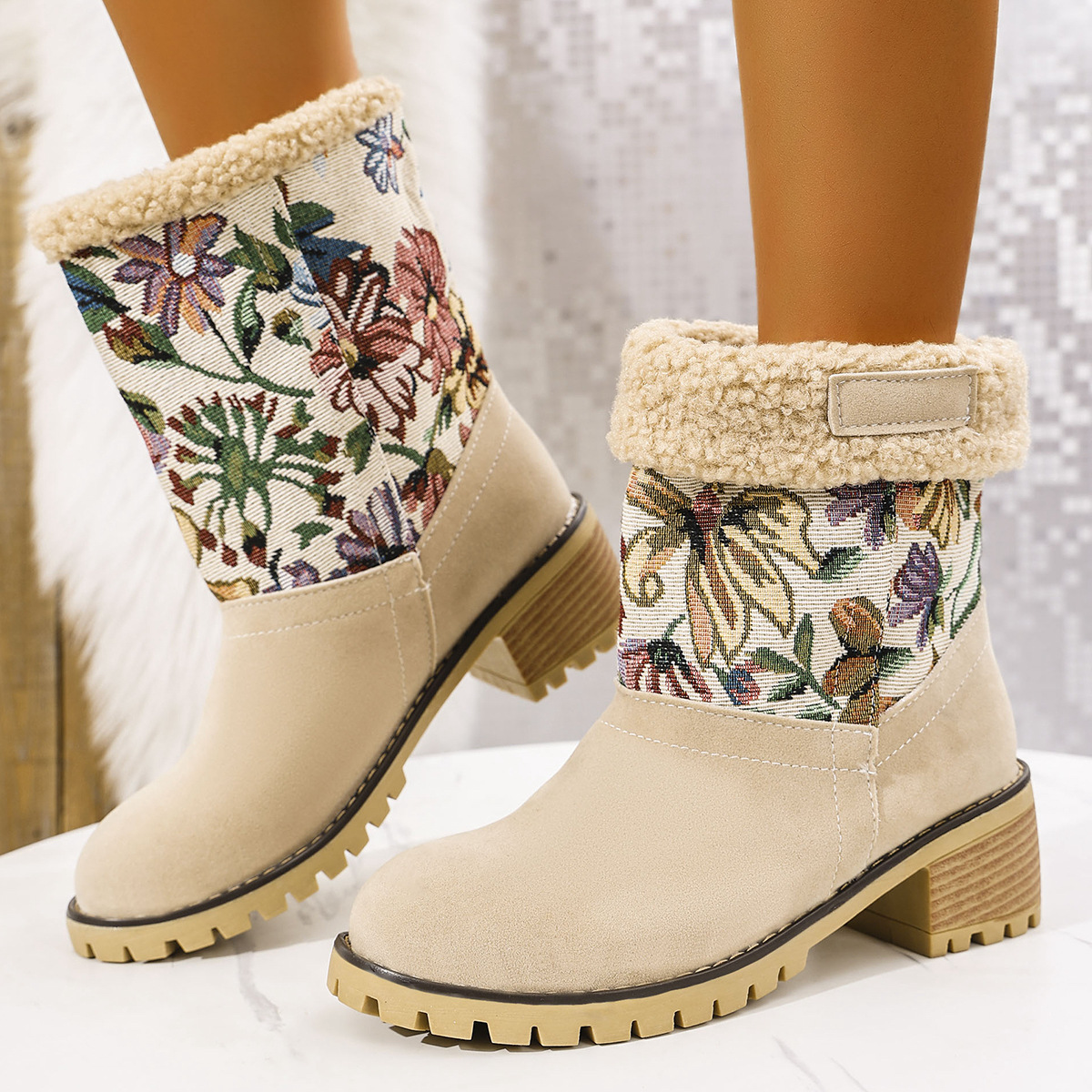Elena - Blumenbestickte Schneestiefel – Ethno-Stil Plateau Mid-Tube Winterwarme Stiefel für Damen
