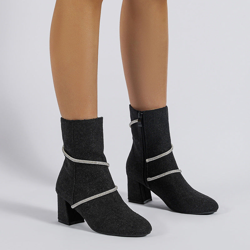 Leanne – Chunky Damenstiefel mit Strassketten-Design