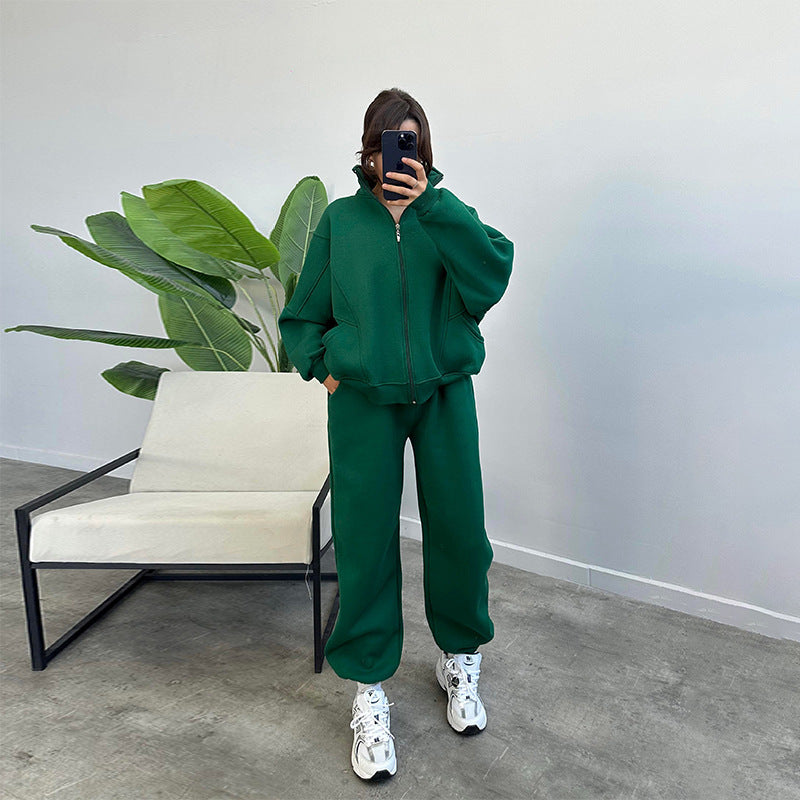 Nicola – Modischer Jogger-Set mit Taschen und Stehkragen