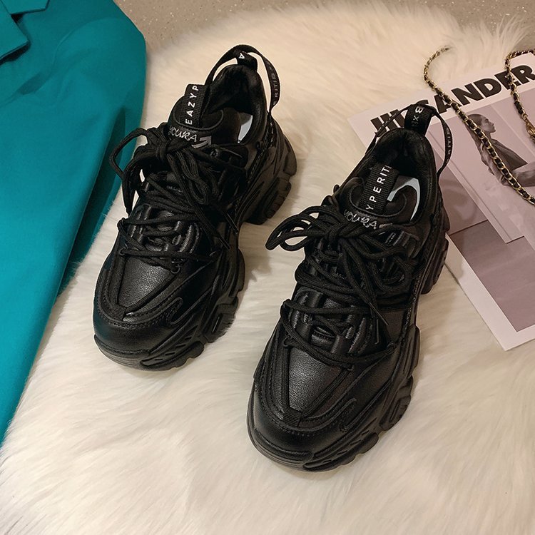 Phoebe – Trendige Damen-Sneaker mit Absatz