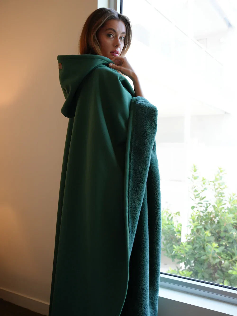 Damen Oversize Hoodie-Decke – Kuschelige Kapuzen-Decke für Zuhause und unterwegs