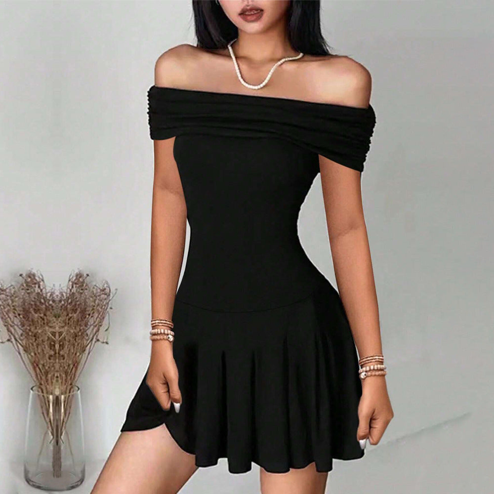 Grace – Elegantes schulterfreies Kleid mit hohem Bund