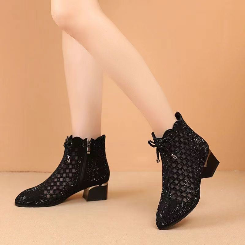 Amy – Sommerliche Damen-Stiefeletten mit Mesh und Cutouts