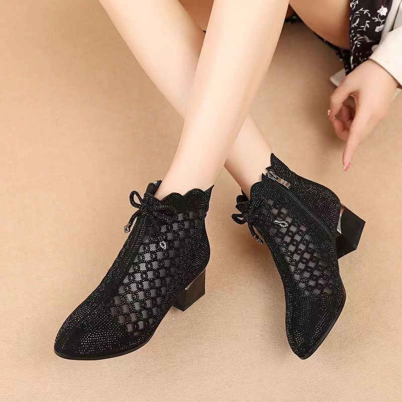 Amy – Sommerliche Damen-Stiefeletten mit Mesh und Cutouts