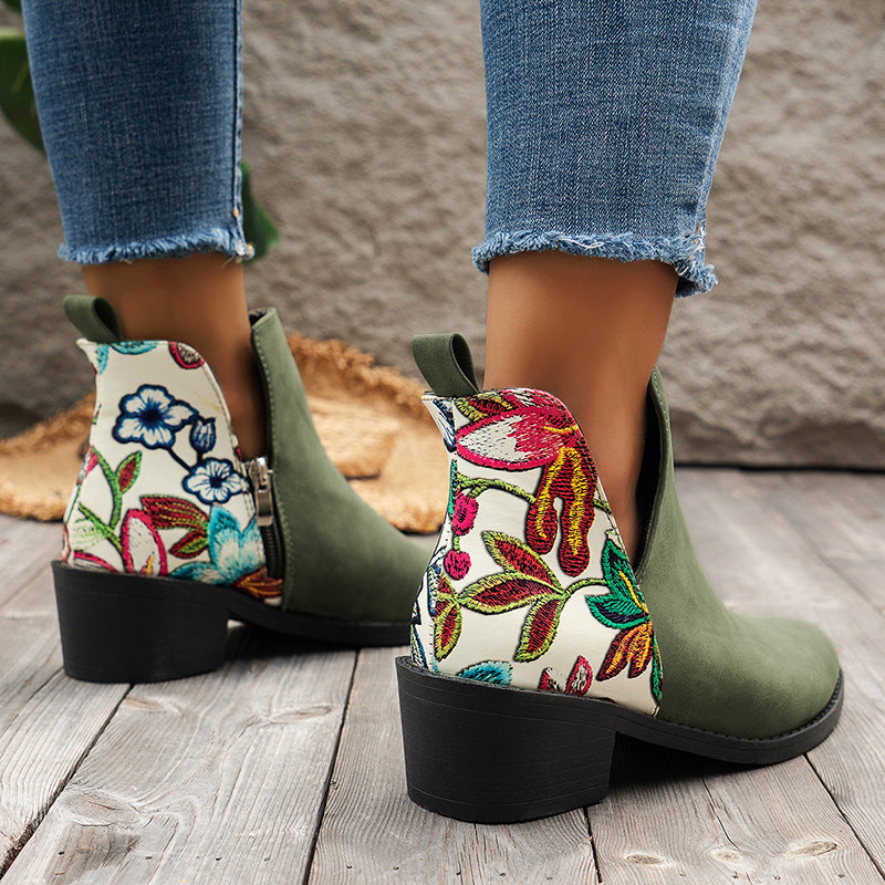 Clara – Geblümte Damenstiefeletten mit seitlichem Reißverschluss und quadratischem Absatz