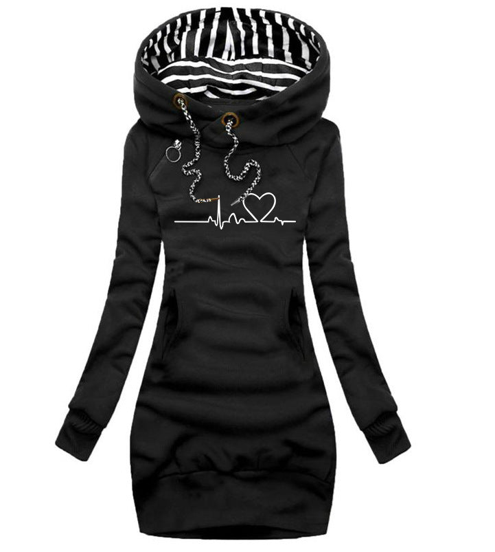 Janet – Lang geschnittenes Damen Hoodie mit Herzmuster