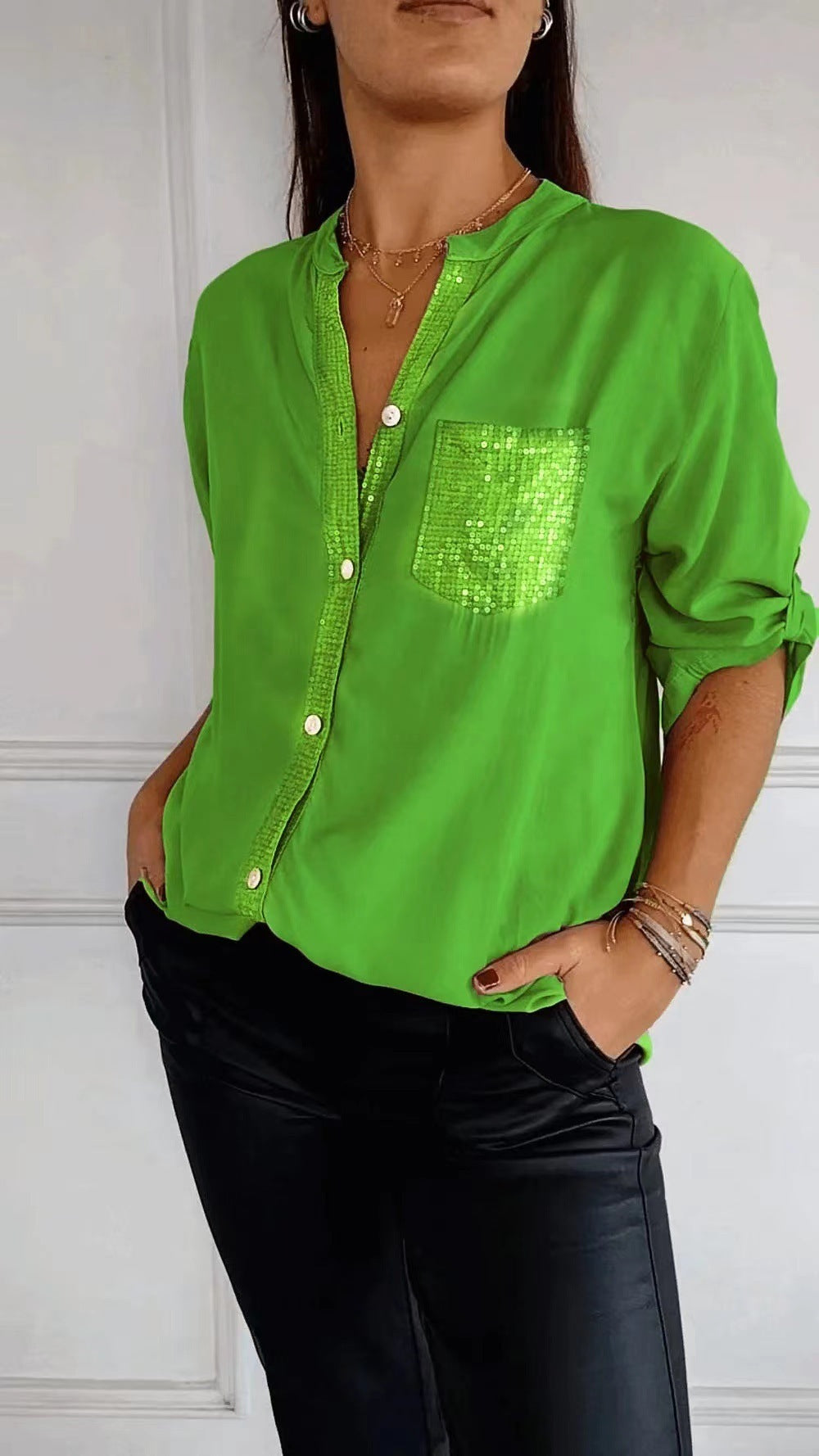 Ruth – Freizeit Bluse mit Pailletten Tasche Design