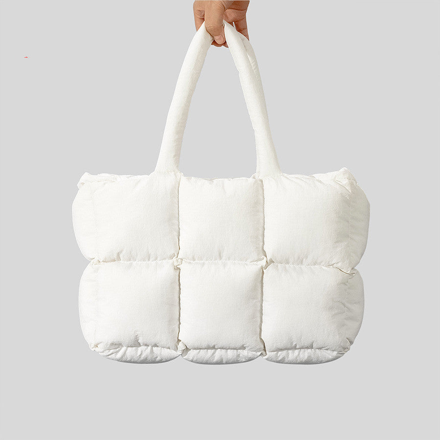 Barbara – Weiche Daunenhandtasche aus Baumwolle