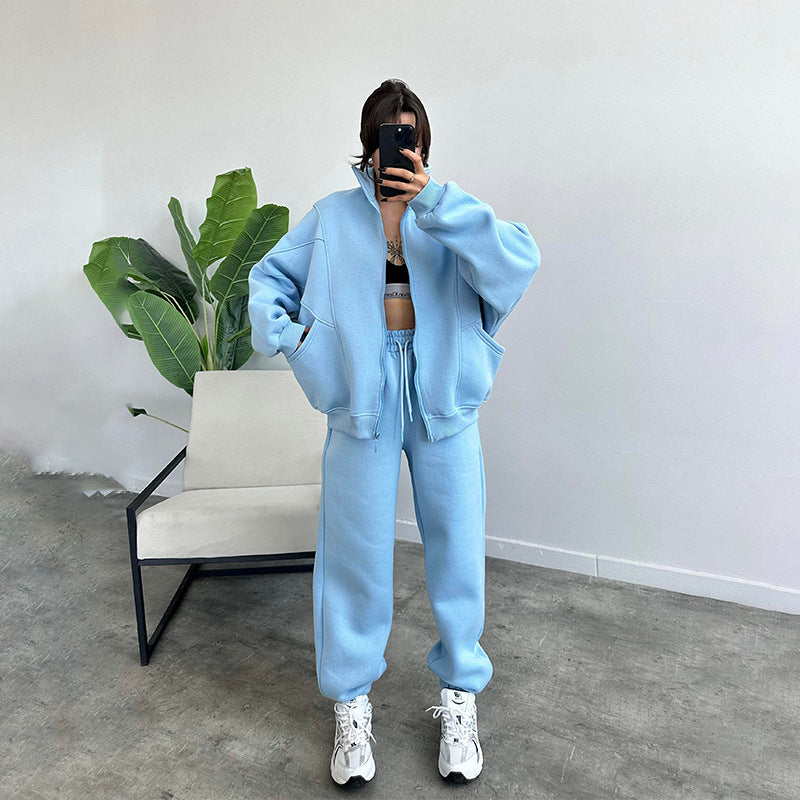Nicola – Modischer Jogger-Set mit Taschen und Stehkragen