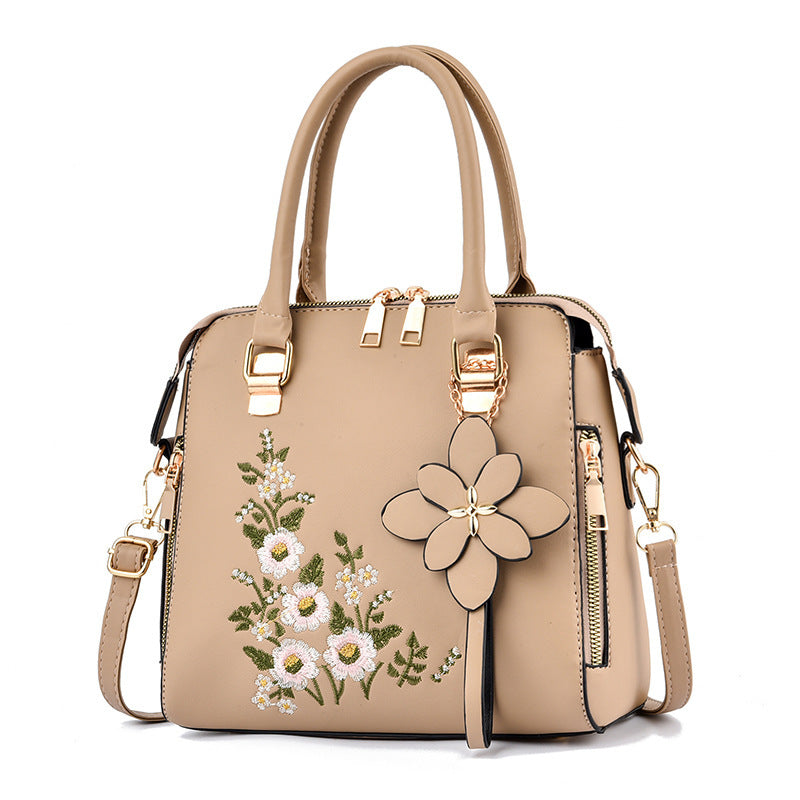 Jennifer – Bestickte Damenhandtasche mit Blumenmuster