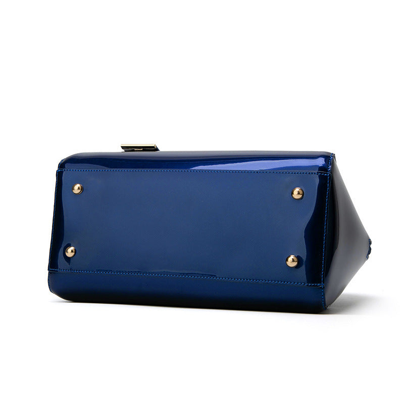 Patricia – Glänzende Handtasche aus Kunstleder