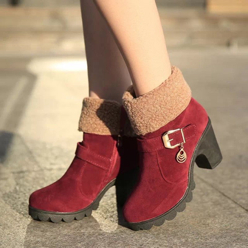 Heidi – Damenstiefel mit hoher Ferse und Schnallen-Flansch