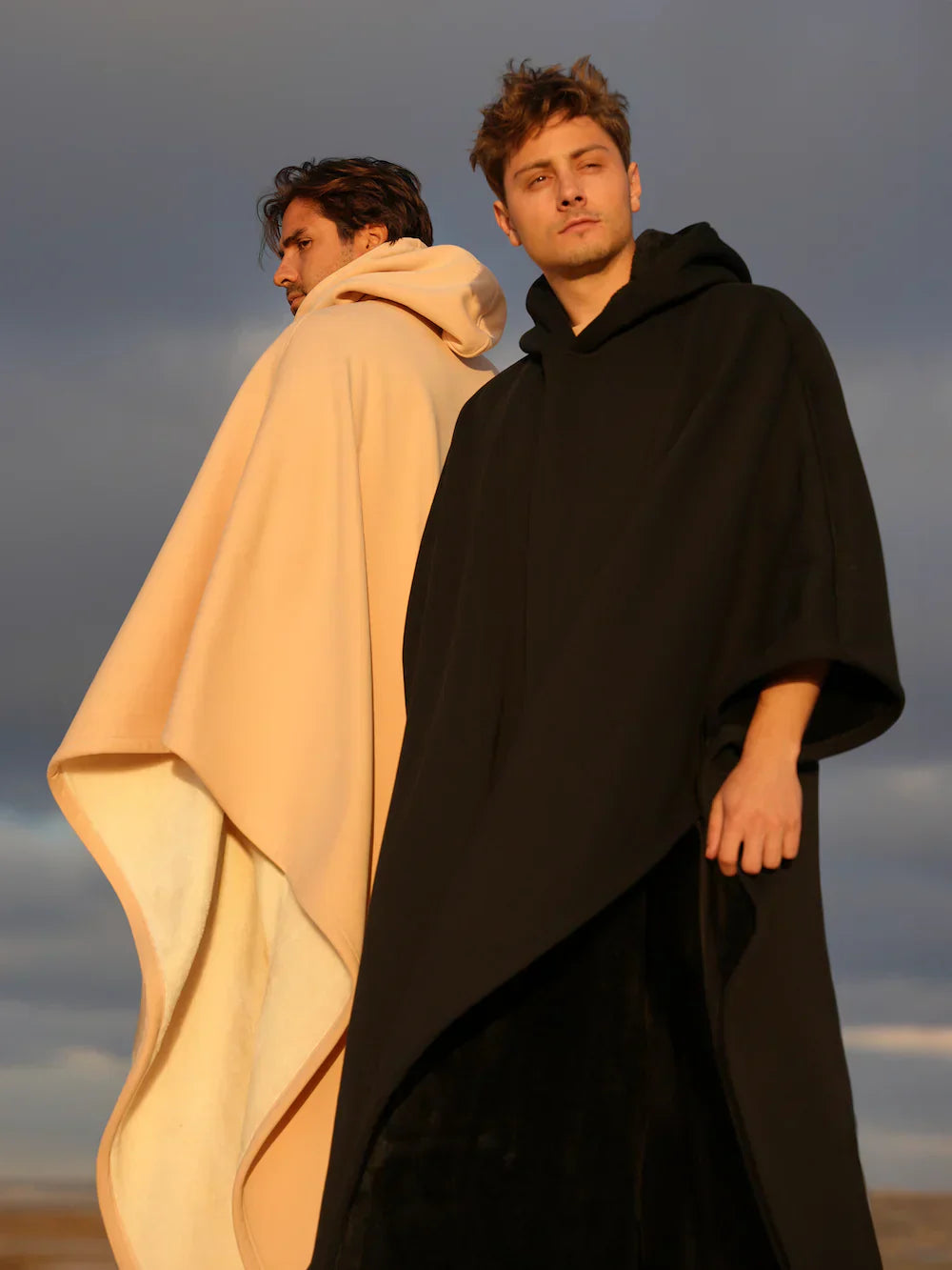 Damen Oversize Hoodie-Decke – Kuschelige Kapuzen-Decke für Zuhause und unterwegs