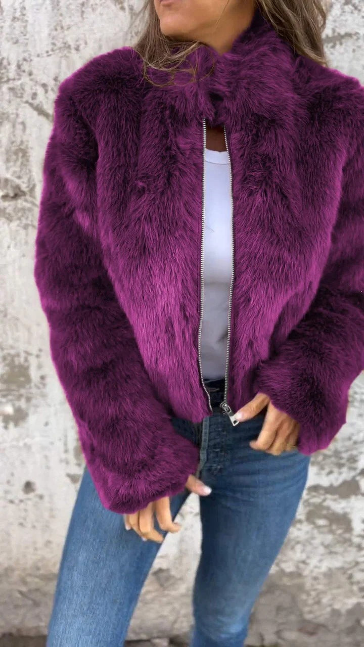 Gillian – Modischer Plüschkragen Winterjacke mit Reißverschluss