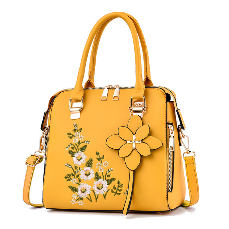 Jennifer – Bestickte Damenhandtasche mit Blumenmuster