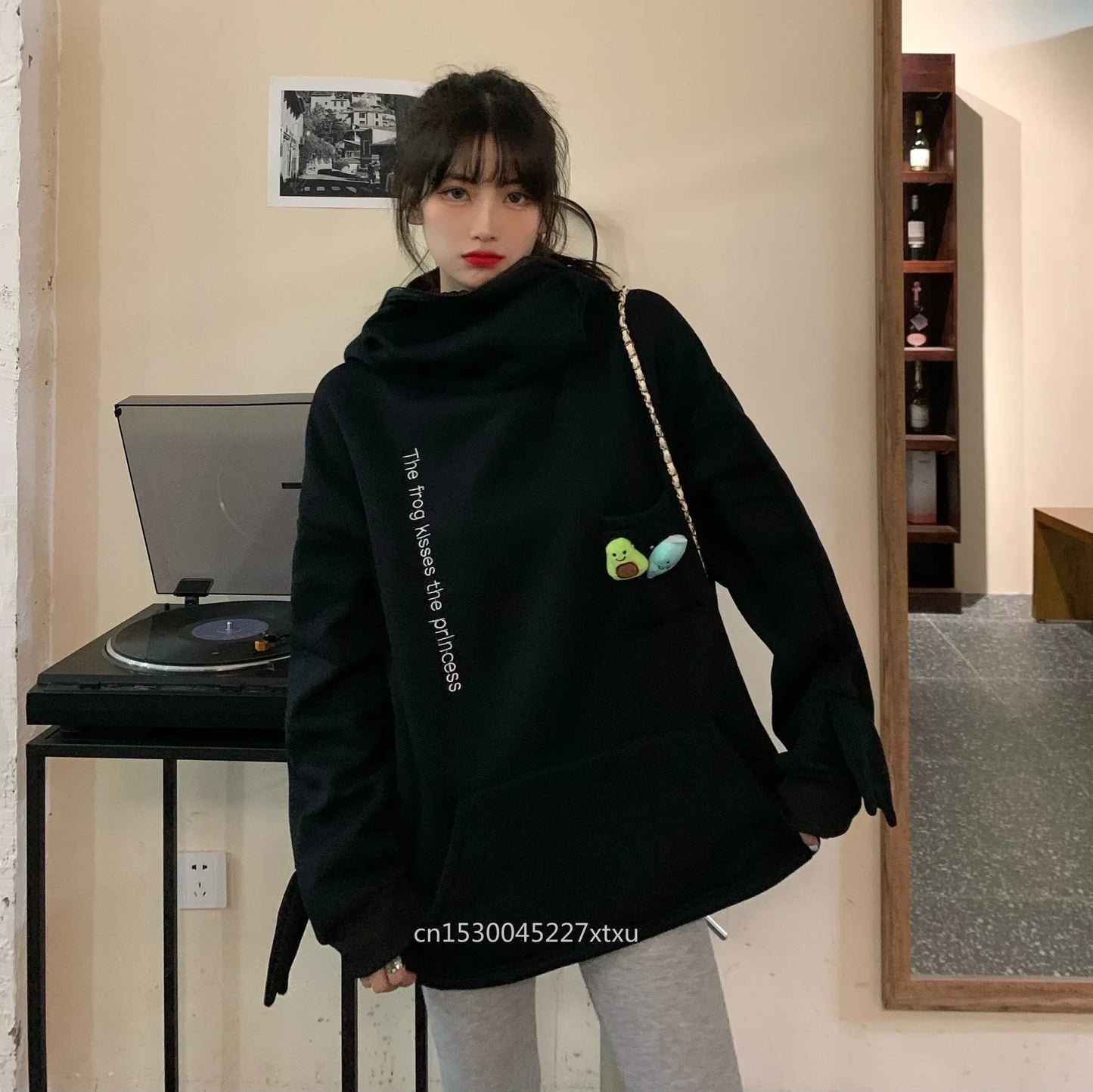 Mia - Kapuzenpullover mit Frosch-Design