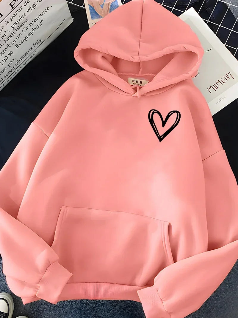 Mila - Kapuzenpullover mit Herzmotiv