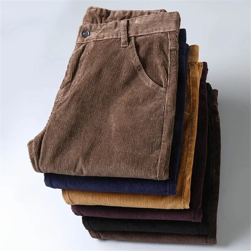 Trevor – Herren Cordhose mit regulärer Passform