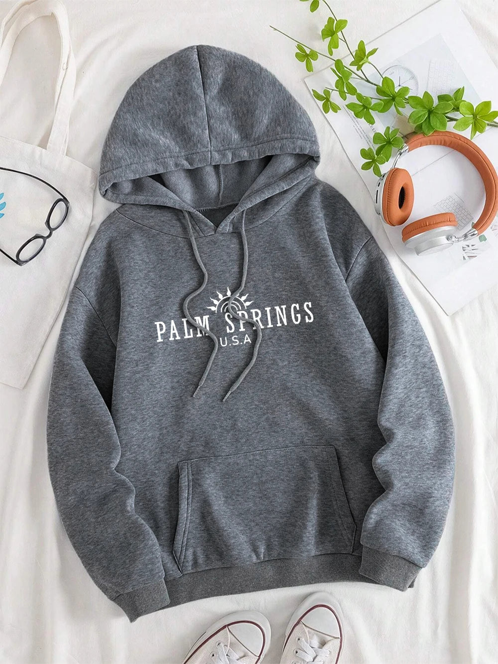 Charlie – Unisex Kapuzenpullover mit Printdesign