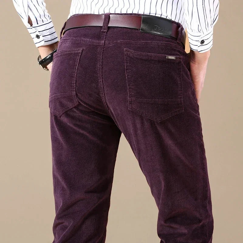 Trevor – Herren Cordhose mit regulärer Passform