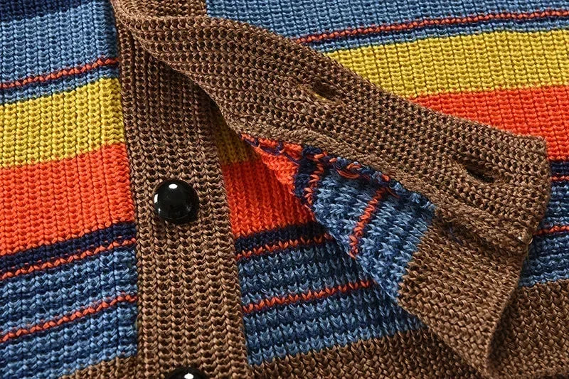Johann – Strickjacke mit farbenfrohem Streifendesign