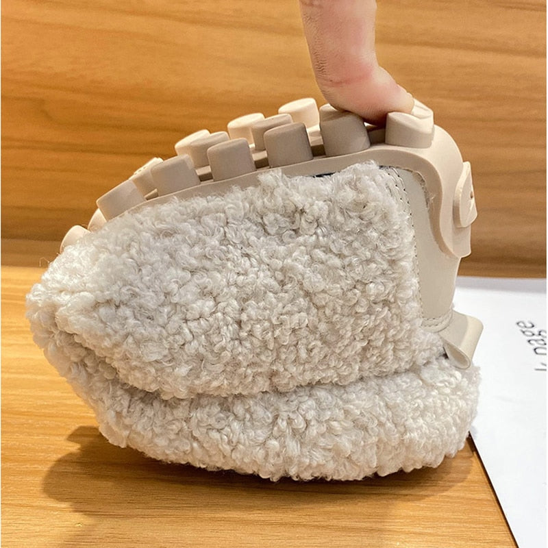 Damen Hausschuhe Plüsch Mokassin Stil – Bequeme und Stilvolle Indoor-Slipper