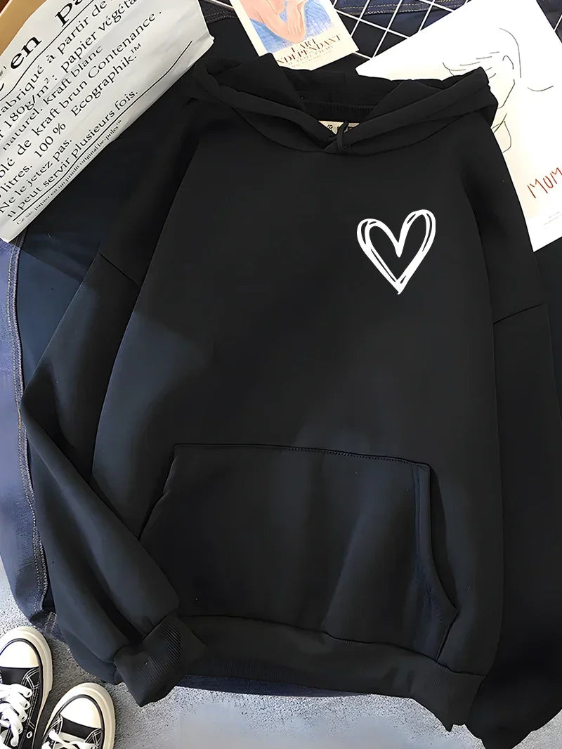Mila - Kapuzenpullover mit Herzmotiv