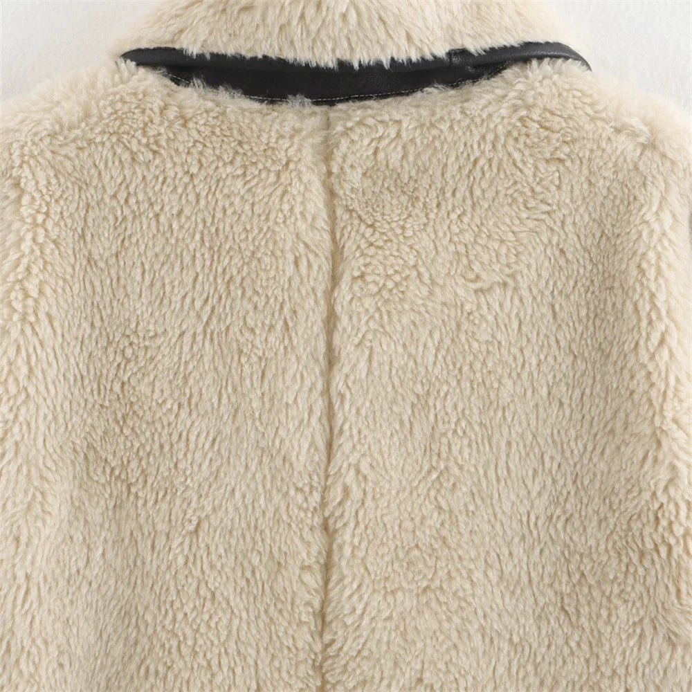 Damen Lammfell-Optik Winterjacke – Modischer Oversize Mantel für kalte Tage