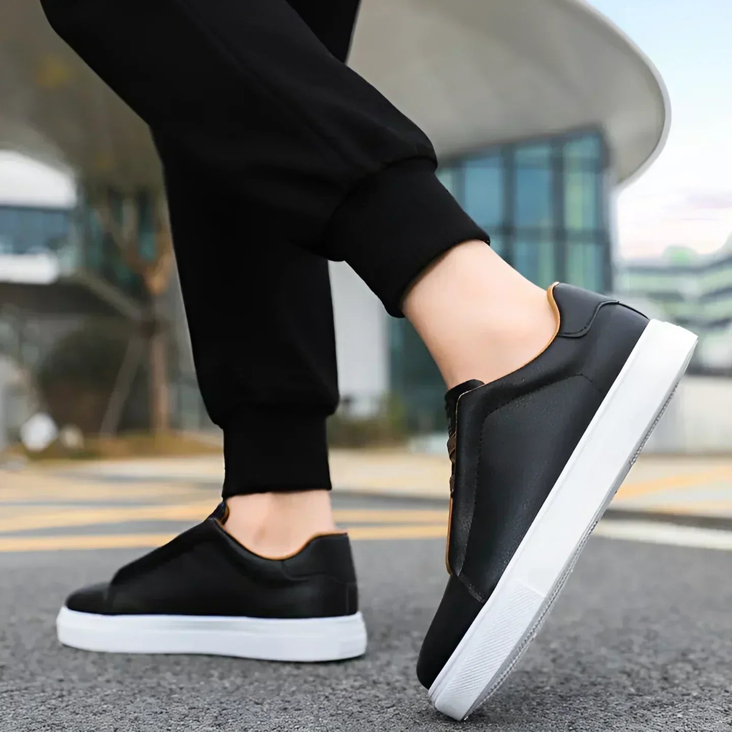 Herren Sneaker Klassisch & Vielseitig – Stilvolle Freizeitschuhe für Alltag und Büro