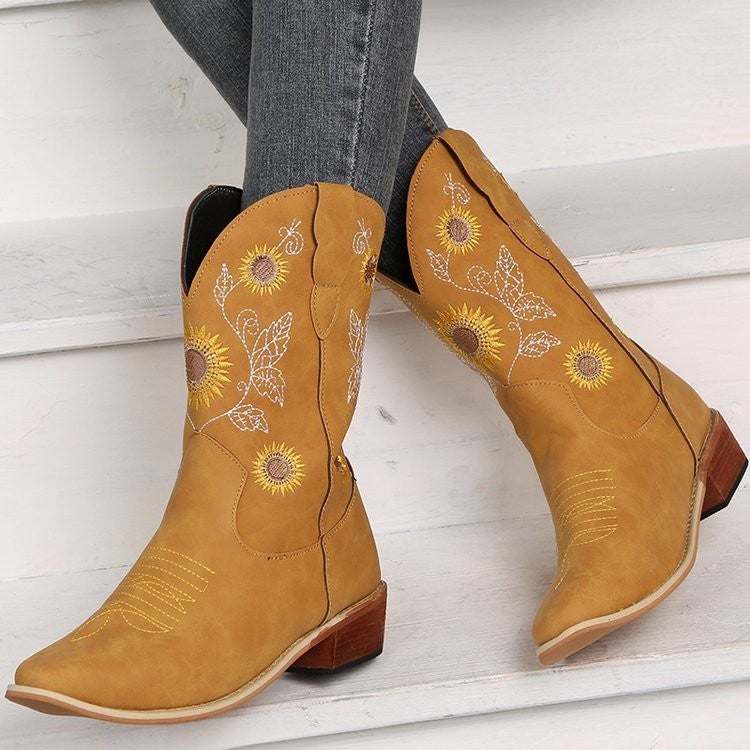 Zoe – Bestickte Sonnenblumen Martin Stiefel