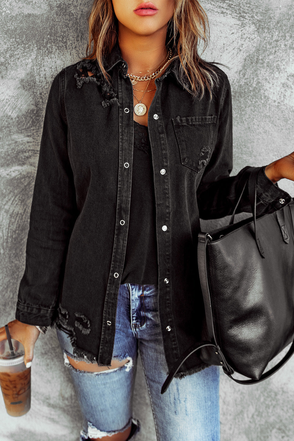 Ruby – Schwarze Ripped Denim-Jacke mit langen Ärmeln