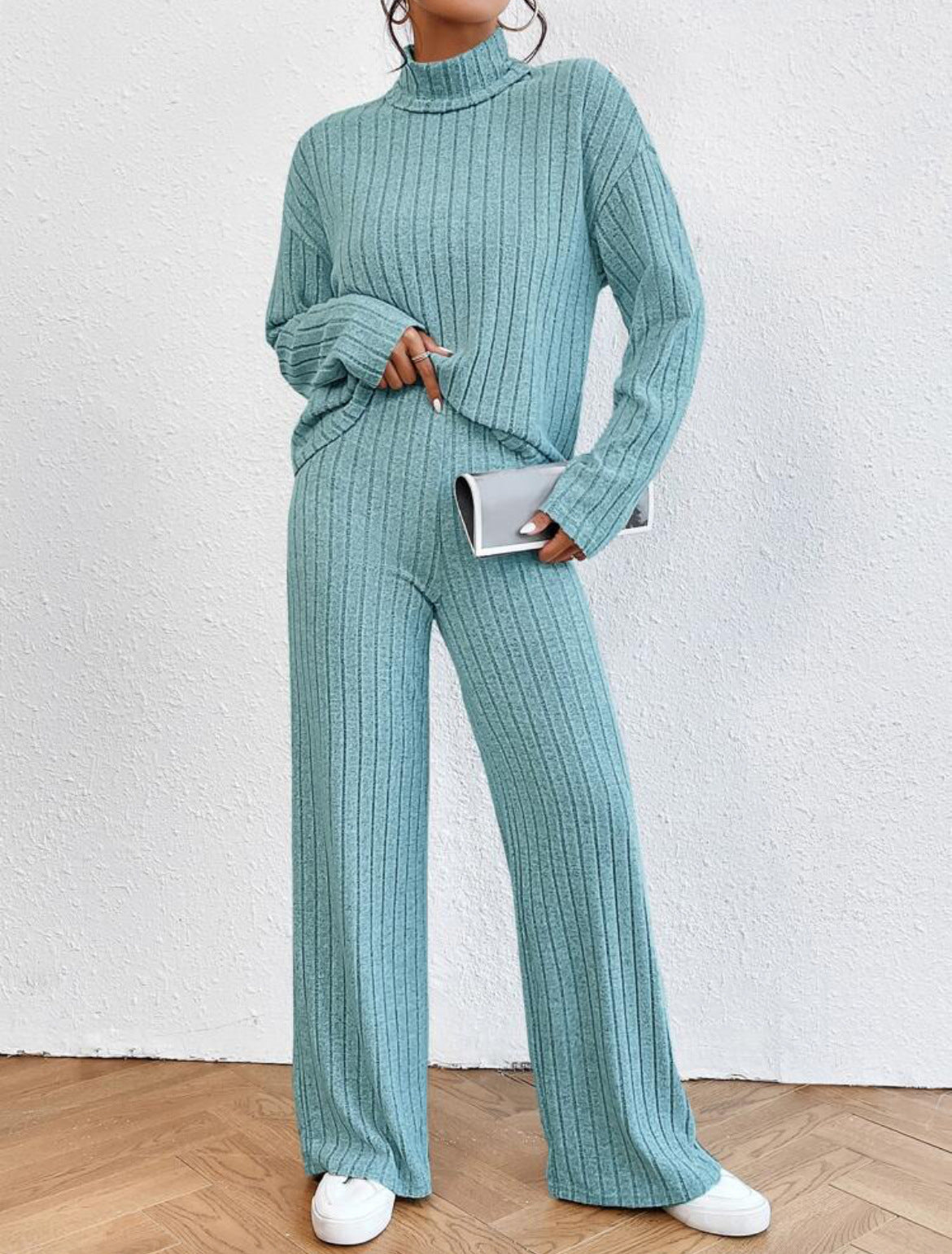 Amy – Zweiteiliges Set mit Rollkragen und Weitbein-Hose