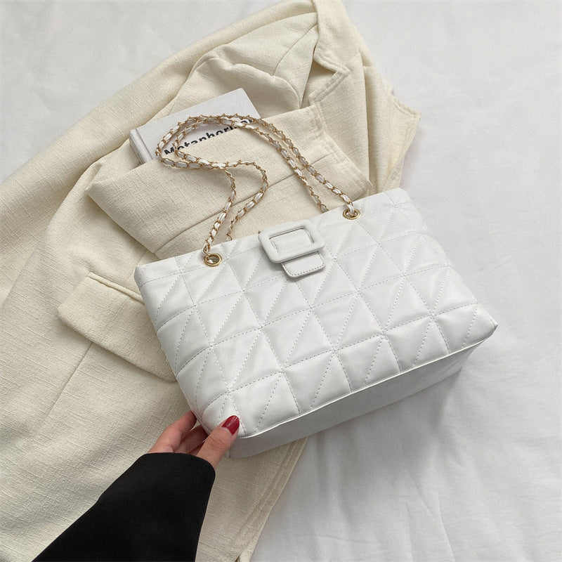 Deborah – Trendige Damen Kettentasche im Chanel-Stil