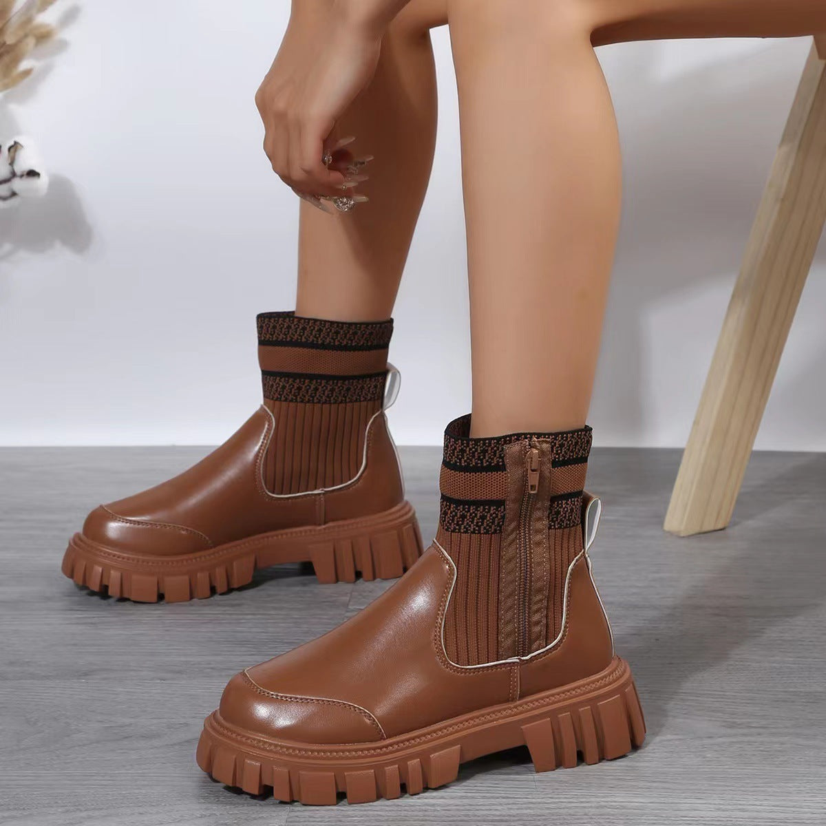 Hayley – Mittelhohe Stiefel mit Reißverschluss und rutschfester Sohle für Damen