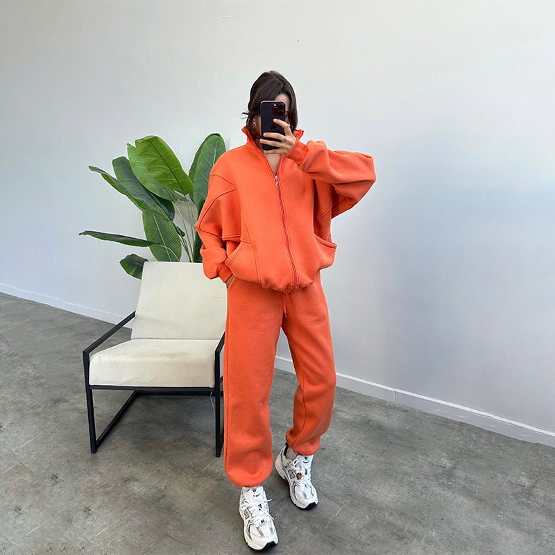 Nicola – Modischer Jogger-Set mit Taschen und Stehkragen