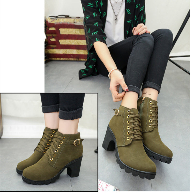 Nicole – Chunky Blockabsatz Stiefeletten mit Schnalle