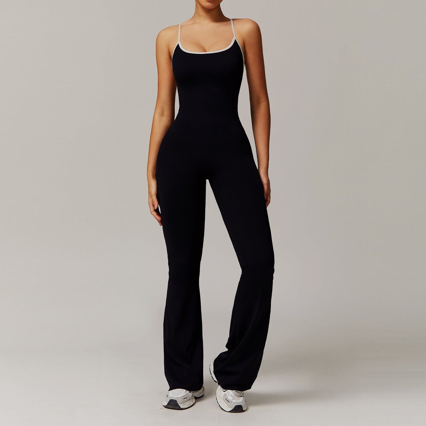 Julia – Eleganter Damen-Jumpsuit für Sport und Fitness